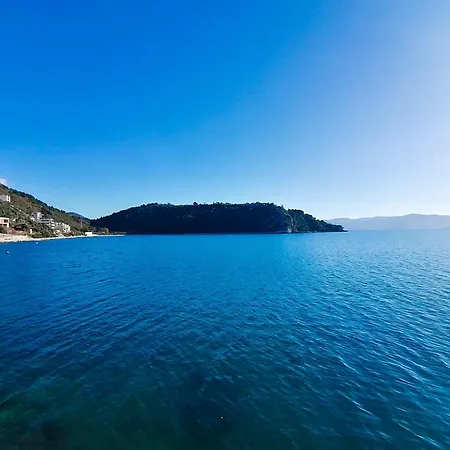 Dolani Villa *